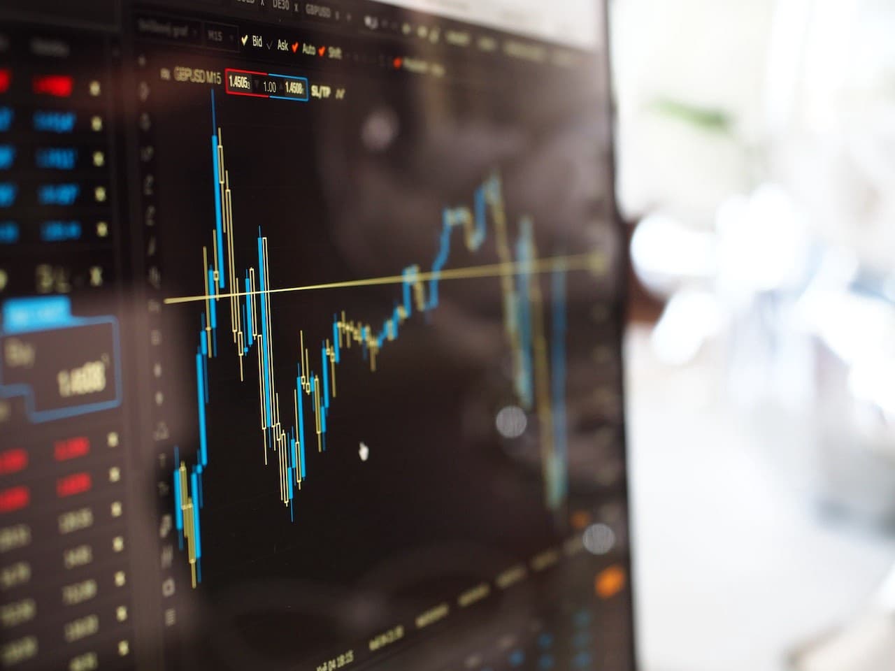 Analyst Ratings API for Developers in Finance